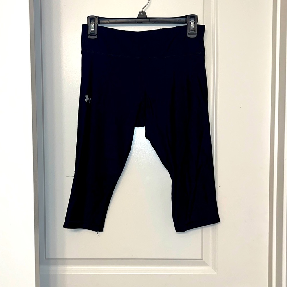 UA Capri workout pants